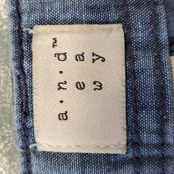 A new day, 100% cotton shorts. Blue size 2. 4 pockets. Very good used condition - Picture 4 of 10